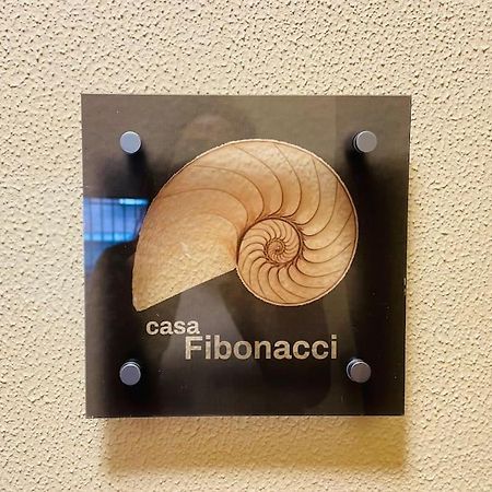 ピサCasa Fibonacciアパートメント エクステリア 写真